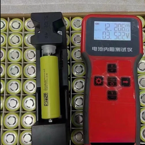 3.7V 3500mAh 3200mAh pin <span class=keywords><strong>lithium</strong></span> có thể sạc lại AA Kích thước hình trụ tế bào <span class=keywords><strong>Lithium</strong></span> 2000mAh LiFePO4 Li ion ifr18650 Pin - Product Image 5