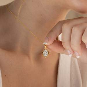 Collar <span class=keywords><strong>de</strong></span> Cadena <span class=keywords><strong>de</strong></span> 26 Eslabones con Letra Inicial Chapada en <span class=keywords><strong>Oro</strong></span> <span class=keywords><strong>de</strong></span> 18K <span class=keywords><strong>de</strong></span> Acero Inoxidable <span class=keywords><strong>de</strong></span> Fábrica, Joyería <span class=keywords><strong>de</strong></span> Boda, Regalo <span class=keywords><strong>para</strong></span> <span class=keywords><strong>Mujer</strong></span> - Product Image 2
