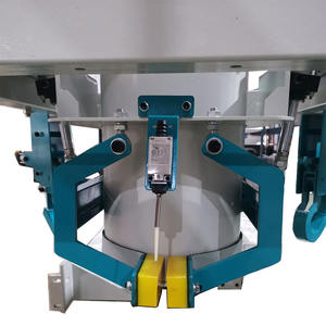 बैच उत्पादन के साथ आसानी से निपटने के लिए स्वचालित वजन और बड़े बैग पैकेजिंग स्केल के साथ बुद्धिमान टन बैग पैकेजिंग मशीन - Product Image 2