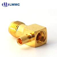 Conector LWMC SMA Hembra con Contactos Plateados 1.30 Max, Ángulo Recto, para Soldar en Cables Semirrígidos y Semiflexibles de 0.086, hasta 12.4GHz