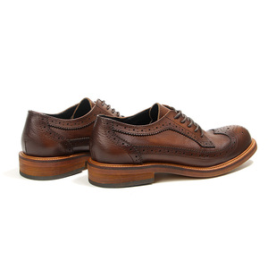Zapatos de Vestir Formales de Cuero Vacuno de Lujo con Punta Cuadrada, Cordones, Duraderos, Transpirables y Antideslizantes para Hombre, Estilo Brogue Clásico - Product Image 4