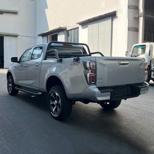 Nuovissimo Isuzu Qingling T300 D-MAX per Uso Formale, Pickup Diesel 1.9T 4x2 per Uso Commerciale e Fuoristrada - Product Image 4