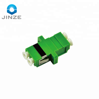 Adaptateur/coupleur à fibre optique FTTH à oreille courte LC Duplex apc