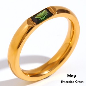 Bague vintage en acier inoxydable vert émeraude CZ plaqué or 18 carats, résistante à l'eau et au ternissement, empilable, pour femme - Product Image 6