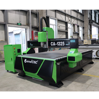 Routeur CNC rotatif 3 axes haute vitesse pour le bois, commande NC Studio Syntec, moteur pas à pas, broche à refroidissement par eau, table à rainures en T, fabriqué en Chine
