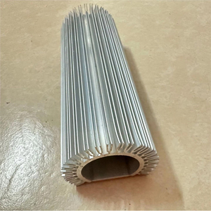 Profilé en aluminium extrudé à grain de bois avec revêtement en poudre 6063 t5 personnalisé - Product Image 3