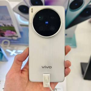 Teléfono Móvil vivo X200 Ultra 5G Original 2025, Dimensity 9400, Pantalla de 6.67 Pulgadas, Batería de 5800 mAh, Cargador de 90 W, Cámara Principal Óptica Leica - Product Image 4