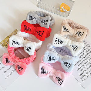 Vente en gros <span class=keywords><strong>2022</strong></span> Accessoires pour <span class=keywords><strong>cheveux</strong></span> en velours doux <span class=keywords><strong>couleur</strong></span> corail avec lettres OMG, pour le lavage du visage, le maquillage, bandeau à nœud, serre-tête pour <span class=keywords><strong>femme</strong></span> et fille - Product Image 5