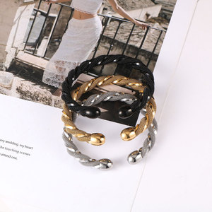 สร้อยข้อมือสแตนเลส CZ079 เครื่องประดับถักแบบยูนิเซ็กซ์ สีดำ ทอง เงิน ดีไซน์เรขาคณิต - Product Image 2
