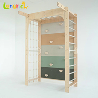 Ensemble d'escalade intérieur multifonctionnel Montessori en bois massif avec échelle suédoise active, anneaux de gymnastique et mur d'escalade