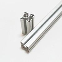 Extrusión de Aluminio Anodizado 6063-T5 de 40x40 mm para Estructura de Estación de Trabajo Industrial