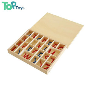 Juguetes educativos de aprendizaje de idiomas de madera superior Montessori pequeño alfabeto móvil para preescolar - Product Image 1