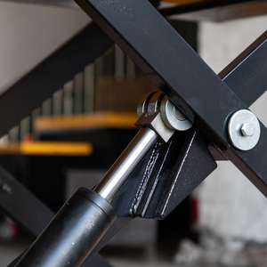 Tijeras de mesa elevadora de PLATAFORMA ELÉCTRICA HD2001 2T 1600*1200MM 0,87 M elevador de palés completo eslinga de cadena de nueva condición para venta al por menor - Product Image 3