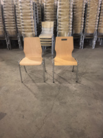 Chaise d'école empilable en contreplaqué avec table intégrée, chaise d'étude ergonomique pour étudiant à structure en acier, chaise de formation en bois, chaise d'événement
