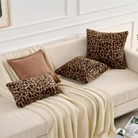Housse de coussin en fausse fourrure à imprimé guépard et léopard, design carré moderne, moelleux et doux, décoration d'intérieur