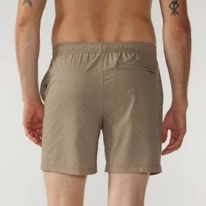 Shorts de course pour hommes à taille haute, extensibles, avec empiècements en maille et poches, style camouflage sportif - Product Image 2