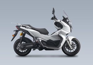 Moto à grande vitesse, puissante et économique - Product Image 2