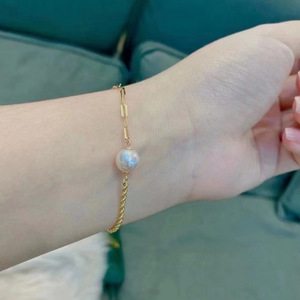 Bracelet en perles d'eau douce naturelles presque parfaites de 9 à 10 mm avec un design de boule en argent pur, luxueux et élégant, en stock pour femmes - Product Image 1