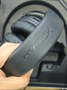 سماعة ألعاب لاسلكية <span class=keywords><strong>HyperX</strong></span> Cloud III فوق الأذن للكمبيوتر/PS5/PS4 مع عمر بطارية 120 ساعة وإلغاء نشط للضوضاء وصوت محيطي DTS ومنفذ <span class=keywords><strong>USB</strong></span> - Product Image 5