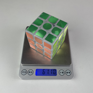 Vente flash - Cadeau <span class=keywords><strong>d</strong></span>'anniversaire créatif - <span class=keywords><strong>Cube</strong></span> magique éducatif 3x3x3 avec autocollants - 5,6 cm - Paillettes - Lumineux - Rotation fluide - Product Image 5