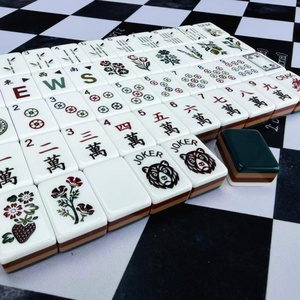 Fichas de Mahjong Retro de Madera Verde Oscuro con Diseño de Grano de Madera, Acrílicas de Cuatro Capas, de Alta Gama, Coleccionables para Club, de Piedra Negra - Product Image 6