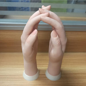 Silikon esnek simülasyon el modeli yerleştirilebilir tırnak ipuçları oje jel uygulama aracı ekran standı yanlış el kauçuk modeli - Product Image 3