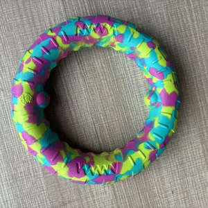 Giocattoli da Masticare per Cani in EVA Resistenti e Ecologici con Anello di Trazione per Addestramento Interattivo all'Aperto - Product Image 2