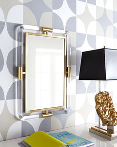 กระจกติดผนังที่ทันสมัยพร้อมกระจกคริลิค Lucite พร้อมกรอบกระจกห้องน้ำสีทอง - Product Image 2