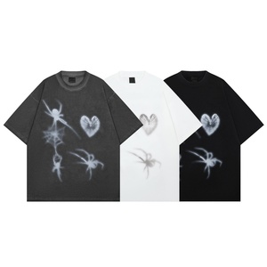 Camiseta de Manga Corta para Hombre, Primavera-Verano, 100% Algodón, Transpirable, Anti-Pilling, Estilo Urbano, Estampado de Corazón de Araña Oscuro, Lavado y Desgastado - Product Image 1