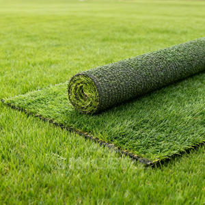 Yüksek Yoğunluklu 30mm 40mm Açık Yeşil Su Geçirmez Suni Çim Halı Rulosu Bahçe Dekorasyonu için Yüksek Yoğunluklu Yapay Çim - Product Image 4