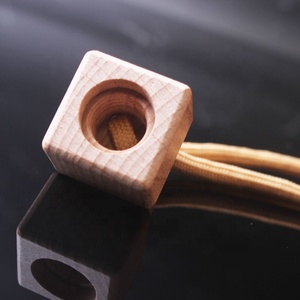 6ML di alta qualità decorazione automatica coperchio in legno marrone corda di cotone auto profumo <span class=keywords><strong>vetro</strong></span> quadrato appendere bottiglia diffusore - Product Image 3