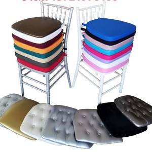 Sillas Chiavari de Resina Doradas Apilables al por Mayor a Bajo Precio para Hoteles, Banquetes, Fiestas, Eventos y Bodas - Product Image 6