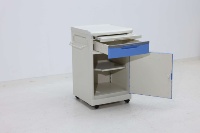 Armoire de maintien au chaud moderne en ABS avec zone thermos isolée et support d'hydratation pour hôpitaux, écoles et cantines