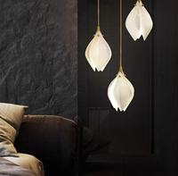 Lustre moderne en céramique en forme de tulipe, luminaire créatif pour salon, luminaire de haute qualité pour escalier, lustre pour salle à manger