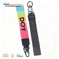 Fabricant de porte-clés durables avec sangle de poignet, logo en silicone imprimé par transfert thermique personnalisé, avec mousqueton