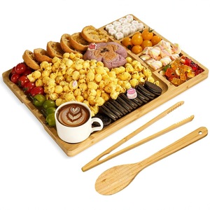 Plateau à fromage en bambou rectangulaire avec compartiments pour les apéritifs et le service, planche à découper en bois pour fruits, pain et fromage - Product Image 1