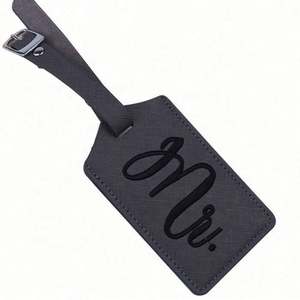 Étiquette de bagage de voyage en cuir PU de haute qualité avec logo personnalisé, motif de lettres par sublimation - Product Image 1