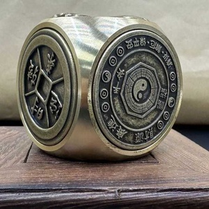 Cubo de <span class=keywords><strong>Rubik</strong></span> esférico hexagonal, balonmano giratorio, pieza de mano Retro, ocho direcciones para la riqueza - Product Image 4