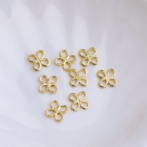 Véritable connecteur de fleur 14K Gold Filled Permanent Jewelry Charms - Product Image 1
