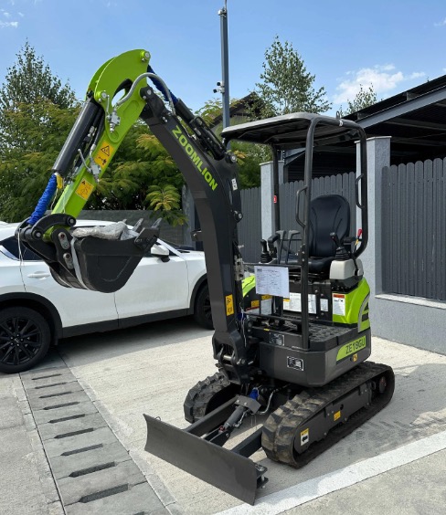Zoomlion ZE18GU 1.8ton Mini Excavator - Reliable & Efficient