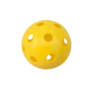 थोक कस्टम उच्च गुणवत्ता और टिकाऊ रंगीन इनडोर, आउटडोर 26 40 छेद pickleball गेंदों