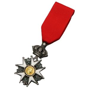 Riproduzione della Medaglia d'Onore della Legione dell'Imperatore Napoleone, Ordine dei Cavalieri Superiori, Design Personalizzato in Lega Metallica Dorata - Product Image 5