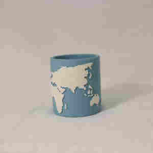 Bougie en ciment avec logo gravé, design personnalisé C&H, dessin à la main, carte <span class=keywords><strong>du</strong></span> <span class=keywords><strong>monde</strong></span>, parfum intense - Product Image 3