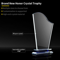 Vente directe d'usine : Trophée en cristal transparent bleu clair, moderne et simple, pour récompense, cadeau de festival, trophée en cristal transparent personnalisé