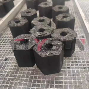 Máquina de prensado de carbón en forma de hexágono, máquina para hacer briquetas de carbón carbonizado a partir de aserrín - Product Image 4