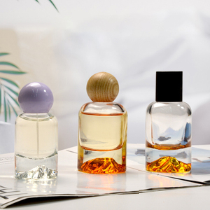 50ml 30ml botella de vidrio de Perfume de tornillo de color botellas de Perfume <span class=keywords><strong>volcánico</strong></span> portátiles vidrio al por mayor botella de Perfume vacía vidrio - Product Image 1