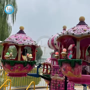 Château rotatif électrique Offre Spéciale petit carrousel électrique mobile adapté aux enfants en plein air et aux centres commerciaux - Product Image 3