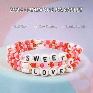 Pulsera de abalorios rosa <span class=keywords><strong>y</strong></span> blanco con dije de carta de <span class=keywords><strong>amor</strong></span>, joyería apilable estilo bohemio para mujer - Product Image 2