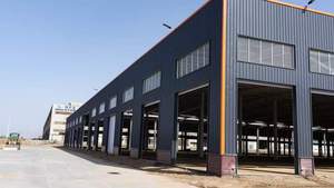 Entrepôt et <span class=keywords><strong>hangar</strong></span> d'avions en structure métallique pour atelier et bâtiment de bureaux, conception préfabriquée avec couleur personnalisée - Product Image 2