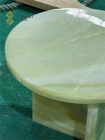 Yushi Group Table basse moderne de luxe en marbre d'onyx vert Design classique personnalisé Meubles d'appoint en pierre en bois pour salon d'hôtel